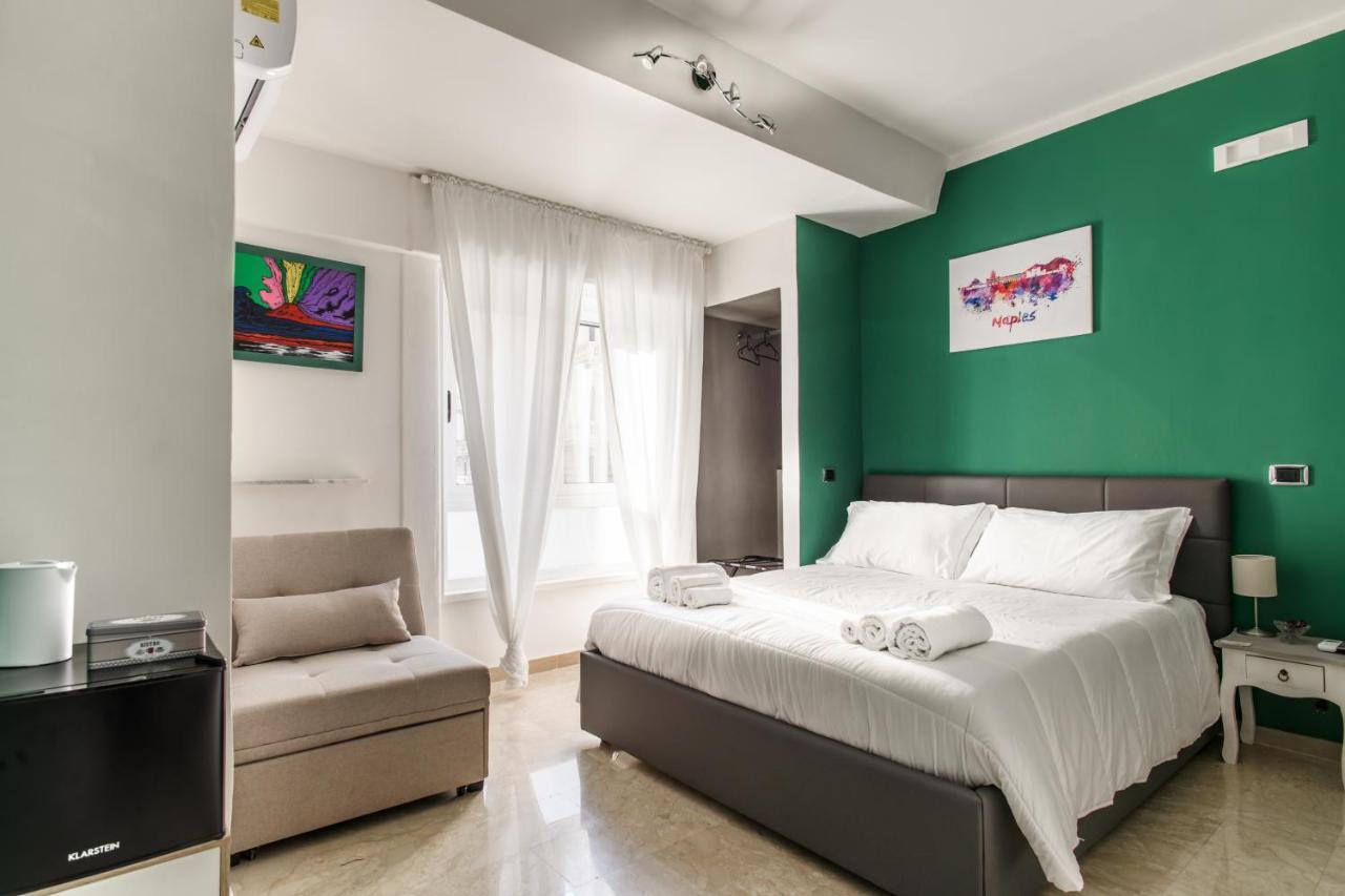 Borgo santa lucia b&b Napoli Esterno foto